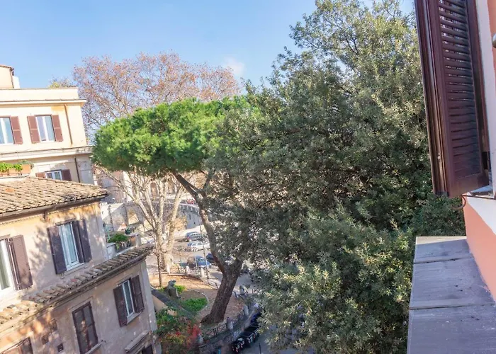 Lusso e panorama senza paragoni, Loft Trastevere